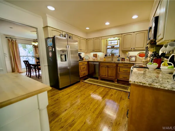 2935 Juniper Ln, Tuscaloosa, AL 35405