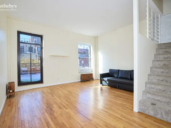 10 West 90th Street image 1 of 9