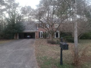 3365 Rivendell Ct, Roswell, GA 30075