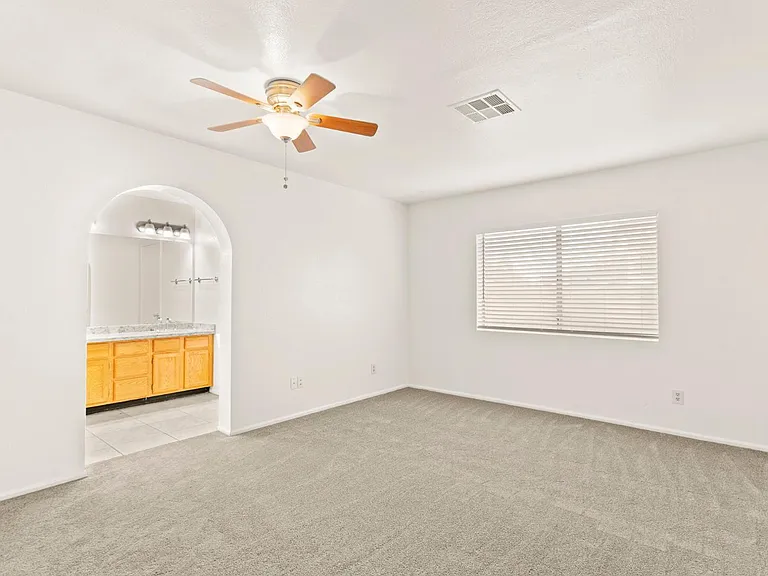 7309 W Canterbury Dr — Photo 13