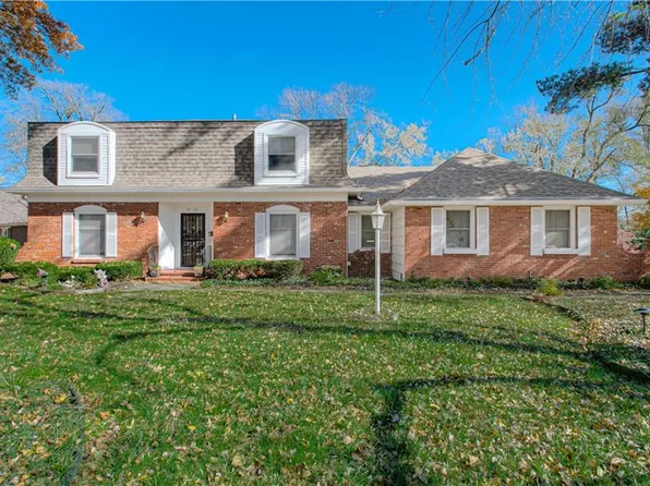 10725 Cypress Ave, Kansas City, MO 64137