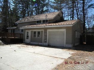 2412 E Isabella St, Midland, MI 48640
