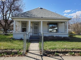 2802 N 4th St, La Grande, OR 97850