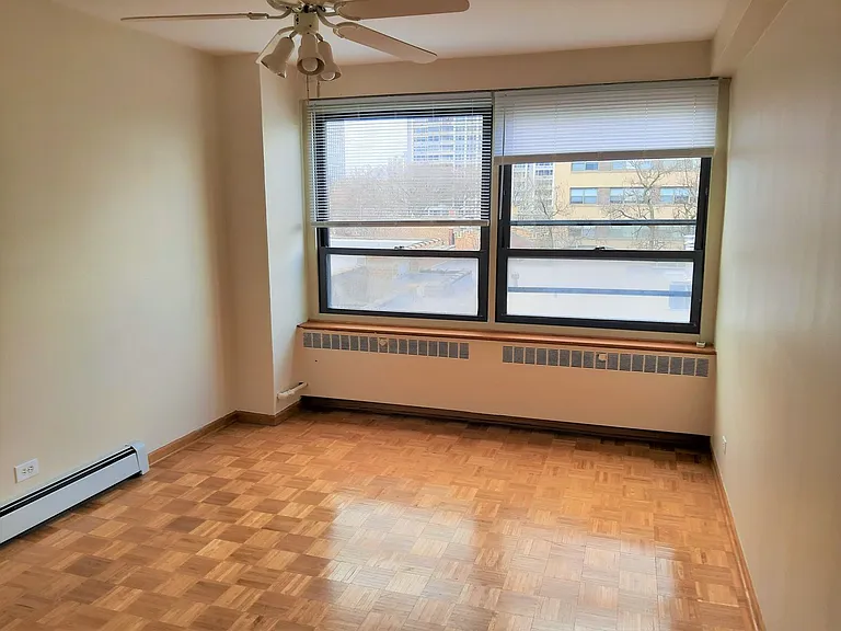 4180 Marine Terrace Apartments — Photo 78