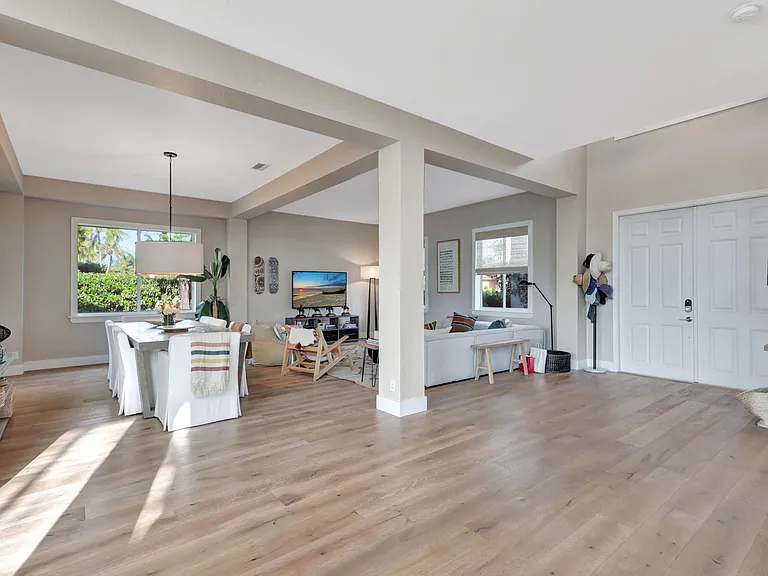 11615 Paradise Cove Ln — Photo 22