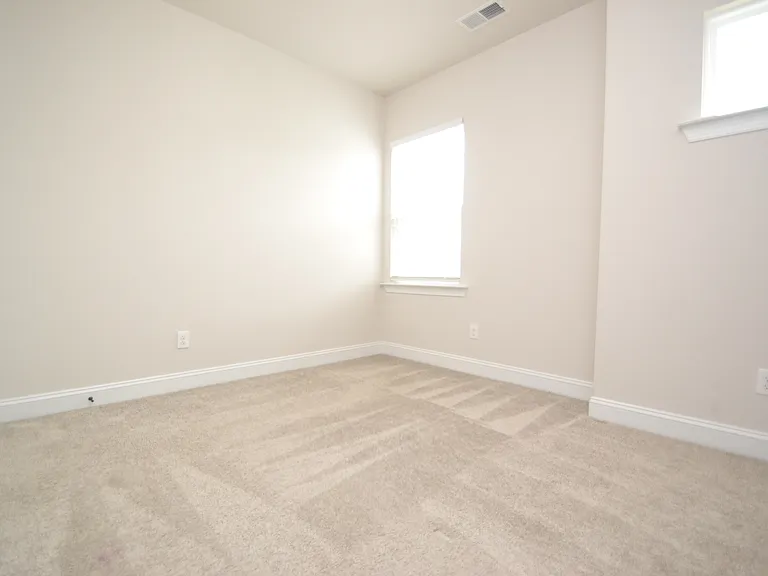 820 Grafton Peak Ln — Photo 32