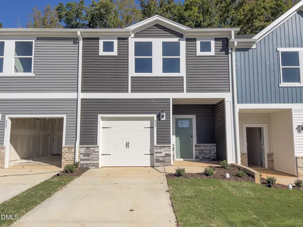827 Stream View Ct, Mebane, NC 27302