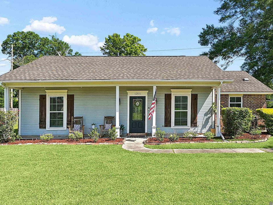 1st image of 1311 Tallwood Dr