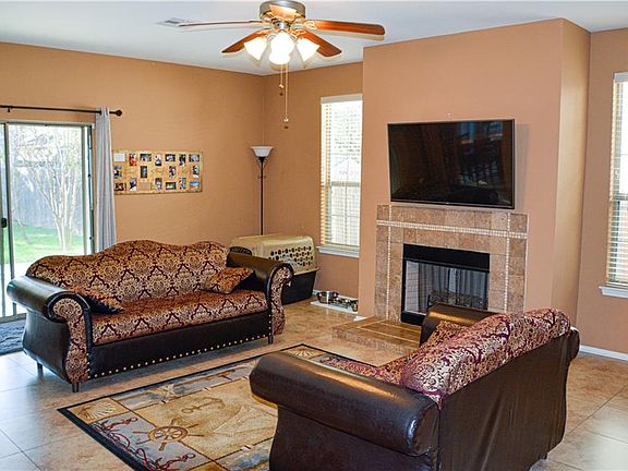 5th image of 511 Paseo Grand Dr