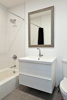 Rented by Modern Spaces | media 25