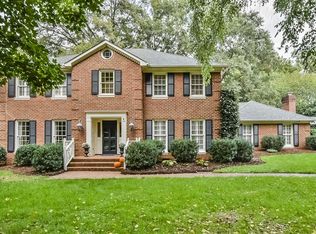 2710 Beverwyck Rd, Charlotte, NC 28211