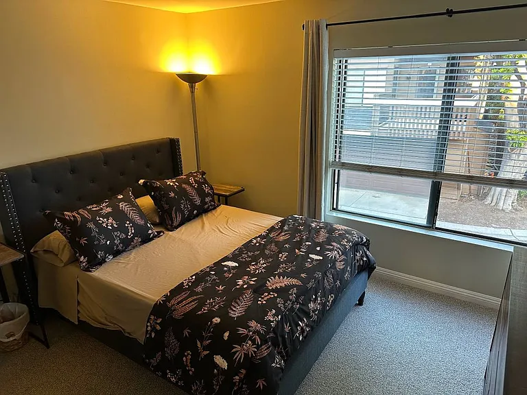 8610 Meadow Brook Ave #E — Photo 50