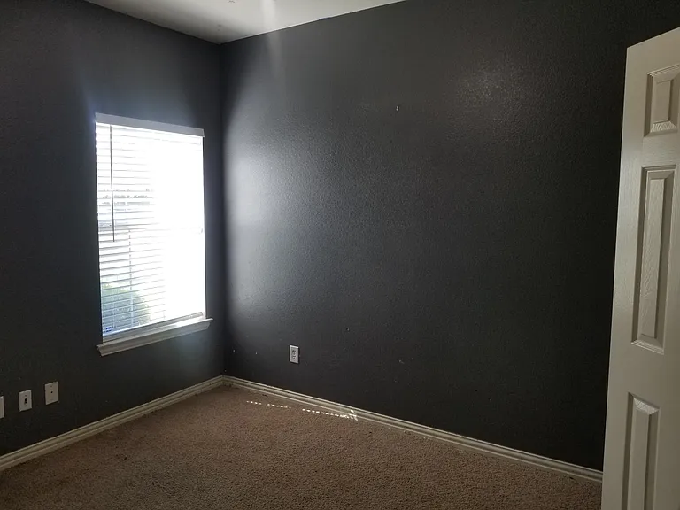 515 Creekside Dr — Photo 13