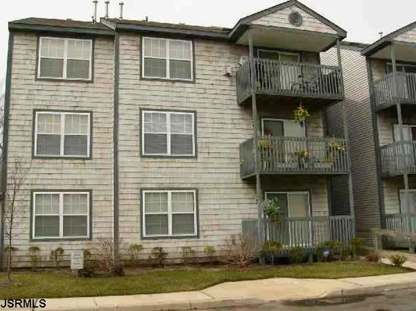 6C Oyster Bay Rd #C, Absecon, NJ 08201