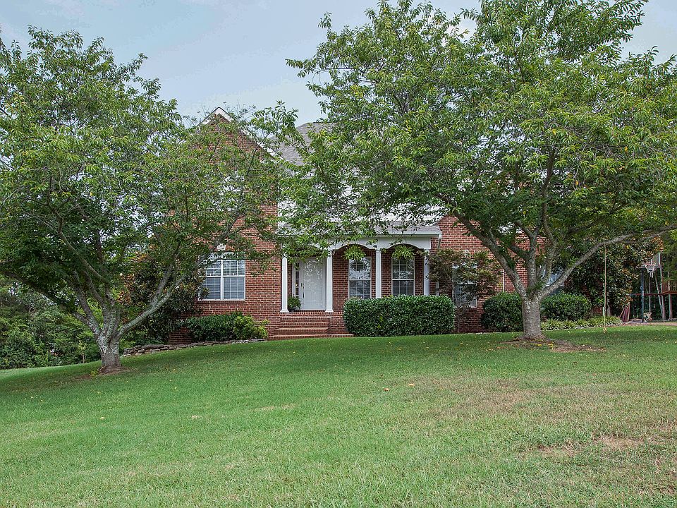 1st image of 816 Alec Ct