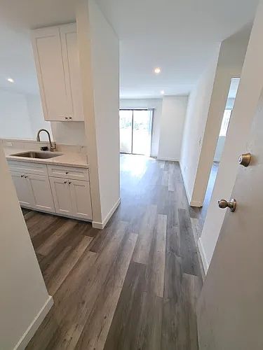 1st image of 7523 Hollywood Blvd #1B-1Ba-850Sqft