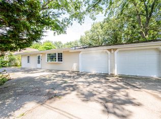 19727 Dogwood Dr, New Buffalo, MI 49117