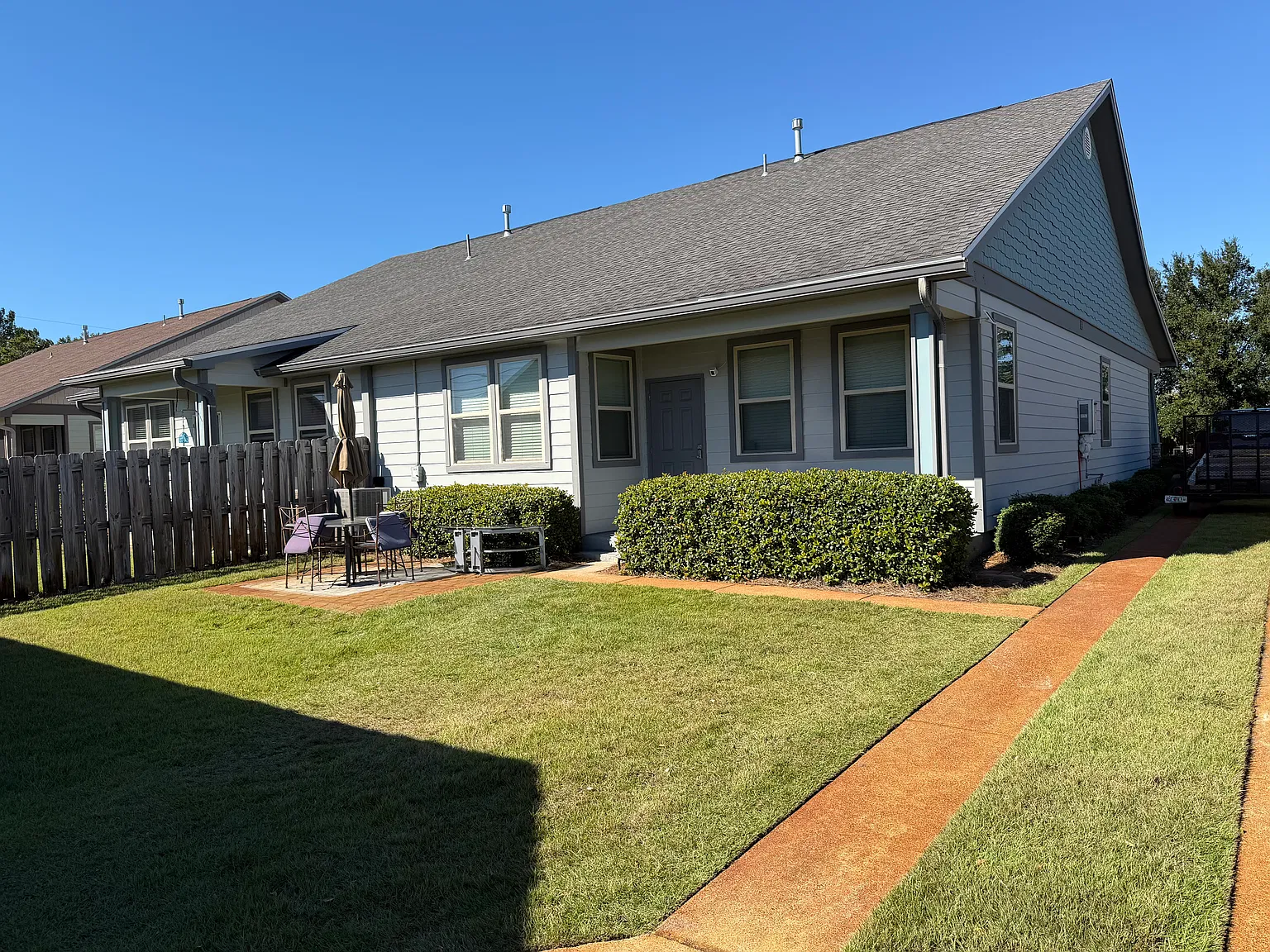 3 bed, 1703 sqft, $3,000 — Photo 3
