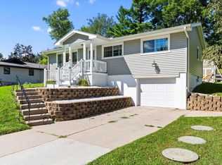 110 Wilshire Ave, Council Bluffs, IA 51503