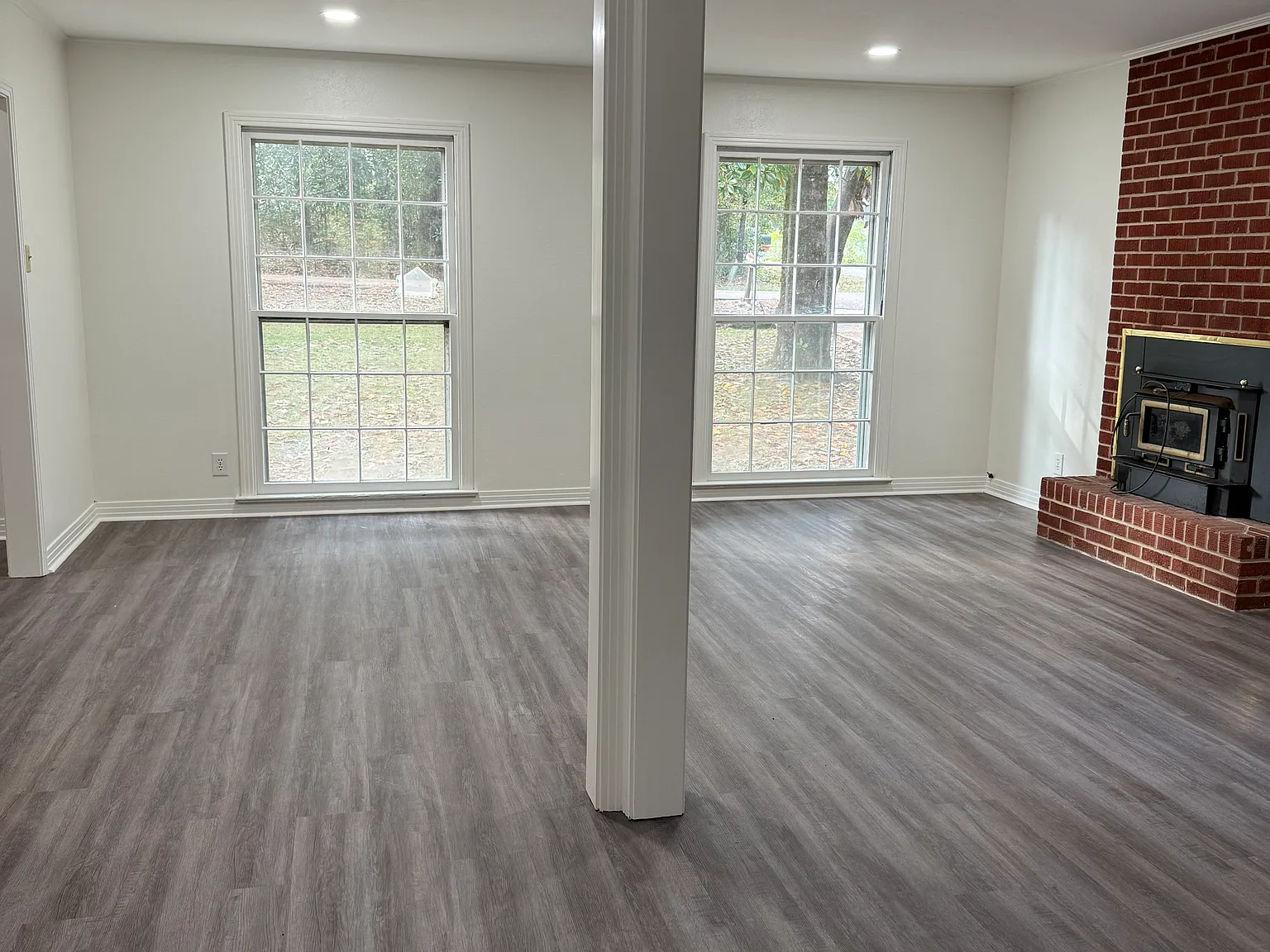 4 bed, 2139 sqft, $1,800 — Photo 3