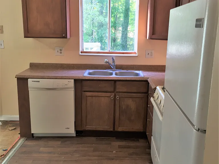 5404 Tracey Dr — Photo 4