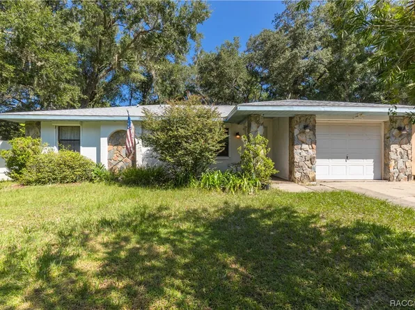 11629 W Indian Cir, Crystal River, FL 34428