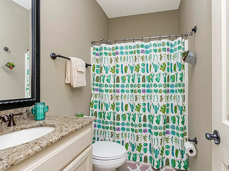 6342 Surrey Ln — Photo 15