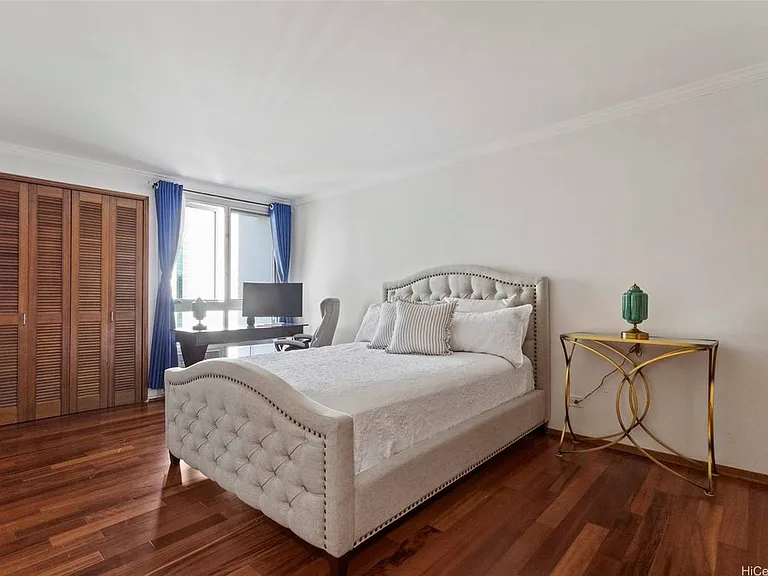 1350 Ala Moana Blvd #2711 — Photo 4