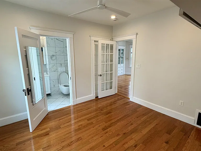 9 Ashland St #2 — Photo 9