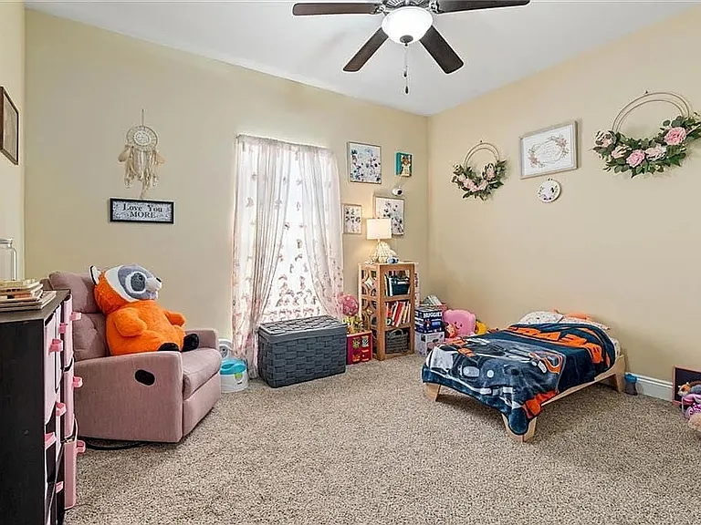 858 Linlen Ave — Photo 33