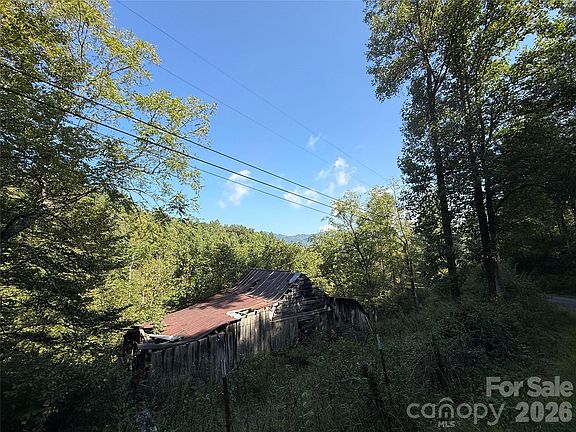 3rd image of 000A Bobcat Rd