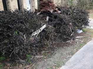 608 Everett St, Conroe, TX 77301