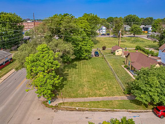 3rd image of 1602 N Arsenal Ave