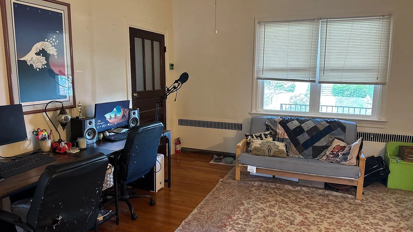 1 Bedroom 1 Bath Apt. — Photo 3