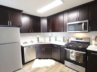 Chadron Apts, Hawthorne, CA 90250