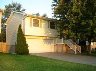 1909 Santa Anita Dr, Grand Island, NE 68801