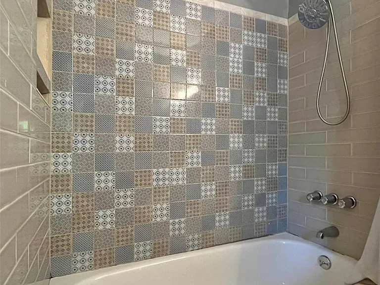 18 Lexington Hl #12 — Photo 30
