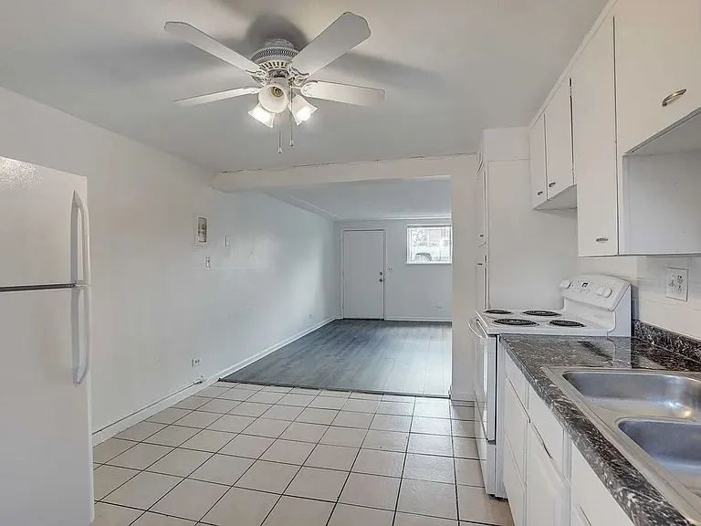 5345 W 3rd Pl #3 — Photo 2