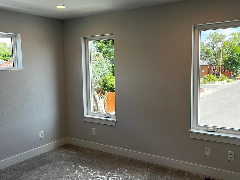 1295 N Utica St — Photo 11