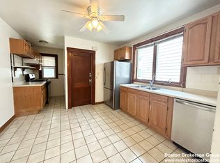 11 Romsey St #3, Boston, MA 02125