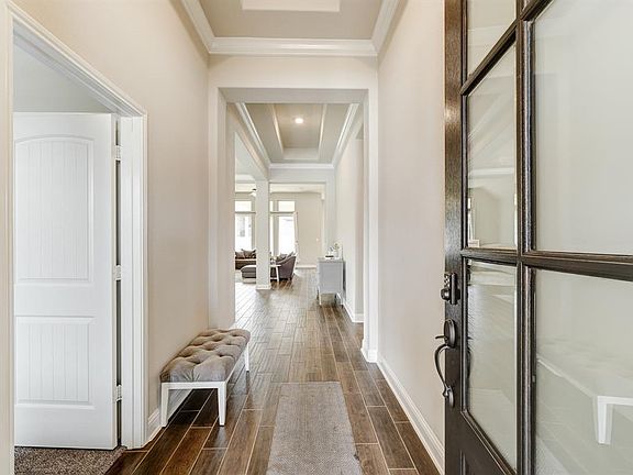 5th image of 18607 Winterton Cliff Ct