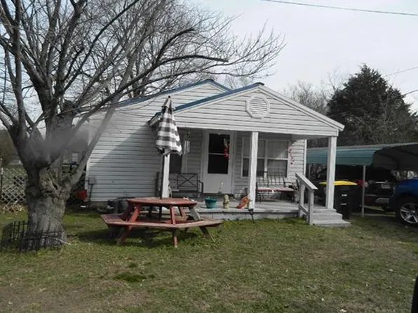 1420 E Dunklin St, Kennett, MO 63857