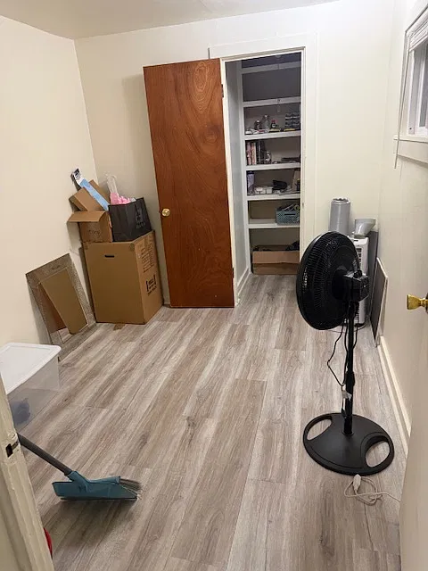 2 bed, $1,000 — Photo 2