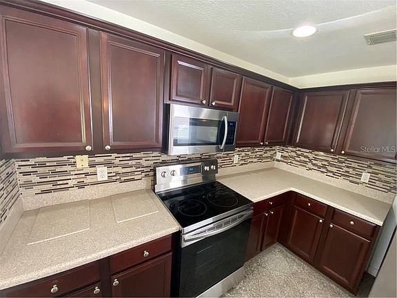 4th image of 12726 Somerset Oaks St