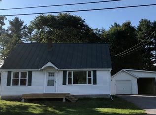441 Maple St, Waterbury Center, VT 05677