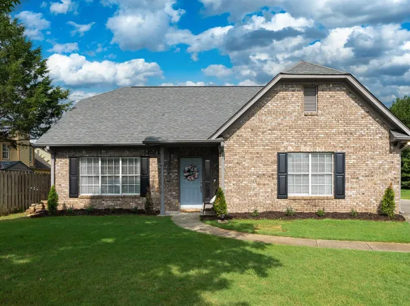 2104 Belmont Cir, Leeds, AL 35094