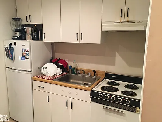 Rented by Brown Harris Stevens | media 15