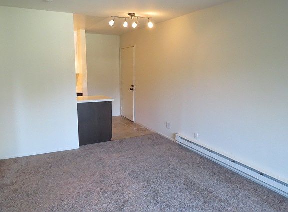 3rd image of 1126 Cherry Avenue # Fl 2nd