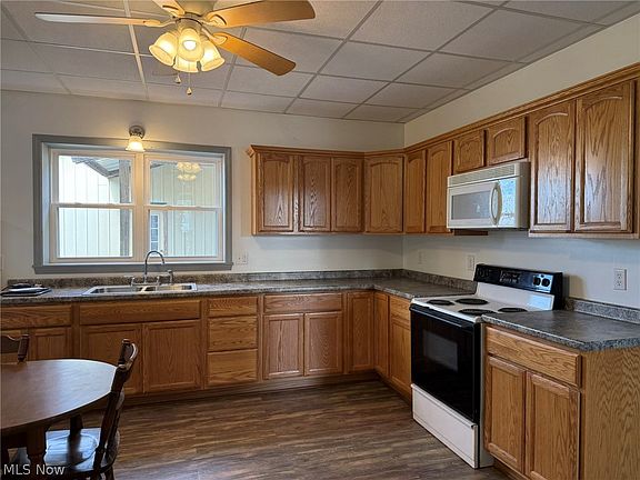 4th image of 23033 Cadiz Rd