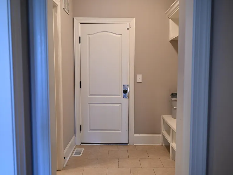 5604 Clearsprings Dr — Photo 17